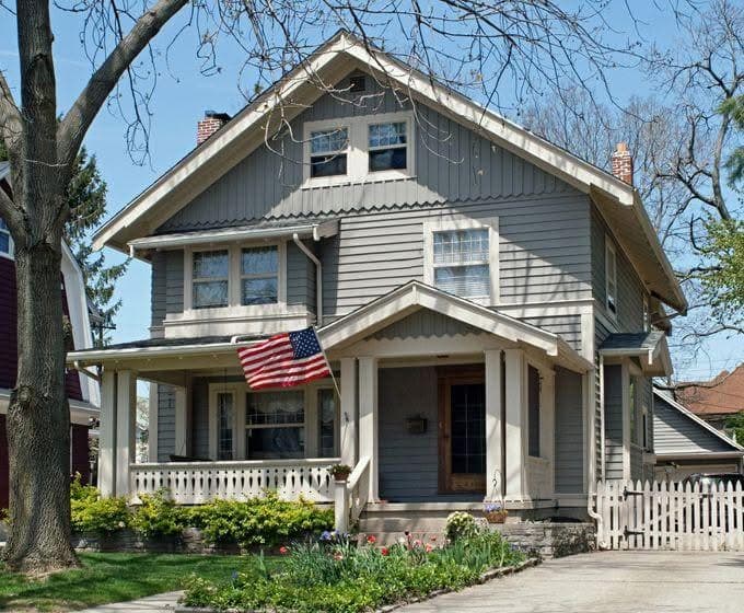 Homes of Naperville ad: Naperville IL Real Estate Listings Home Search - Blue Fence Real Es...