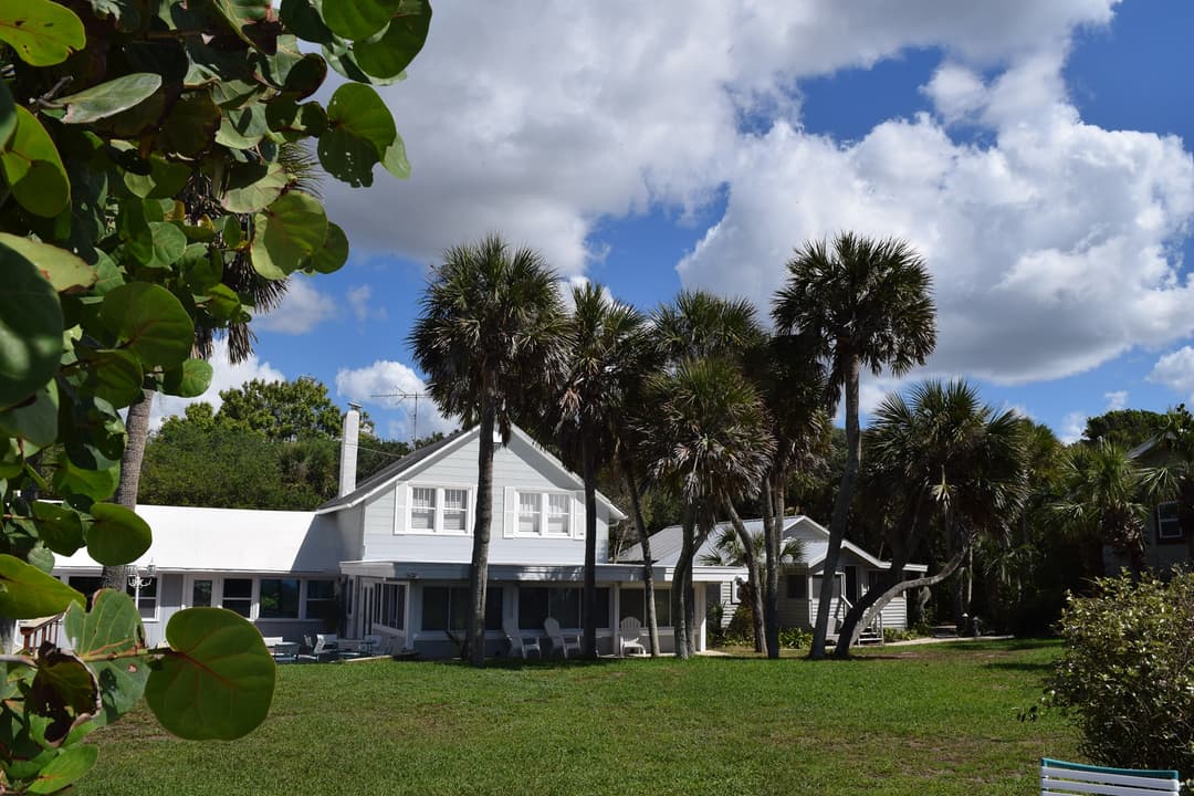Manasota Beach Club ad: Manasota Beach Club